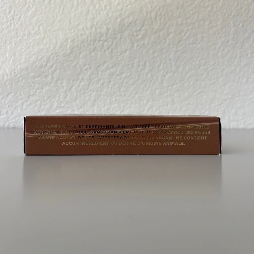 80NN UD URBAN DECAY Stay Naked Liquid Foundation 30ml